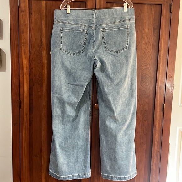 NYDJ Teresa Wide Leg Pull On Jeans - Picture 3 of 7